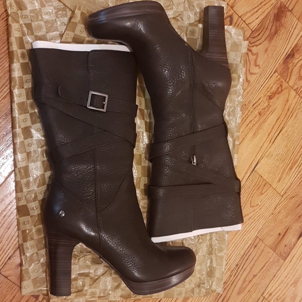 UGG Black Leather Mid-Calf Heeled Boots with Buckle - Picture 3 of 8
